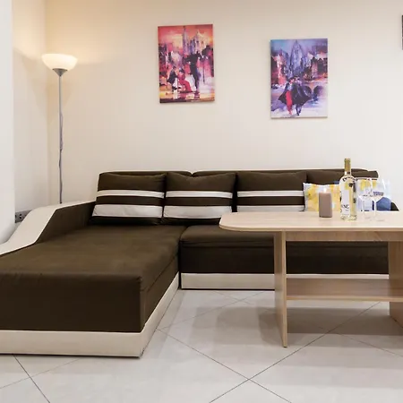 Becentral! By Rv Daire