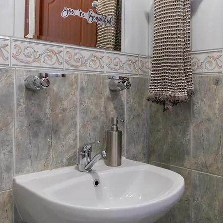 Becentral! By Rv Daire