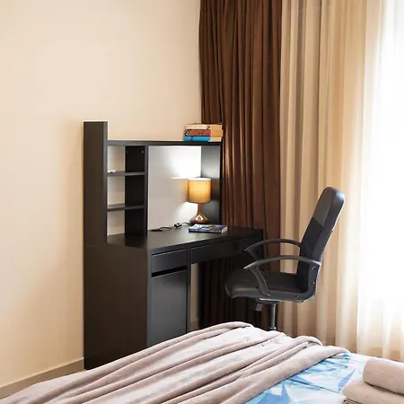 公寓 Becentral! By Rv 瓦爾納