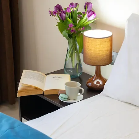 Becentral! By Rv Warna